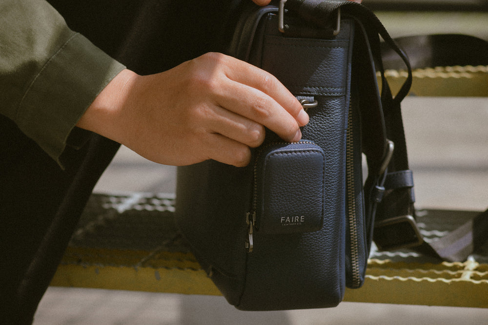 Atlas AirPods Case