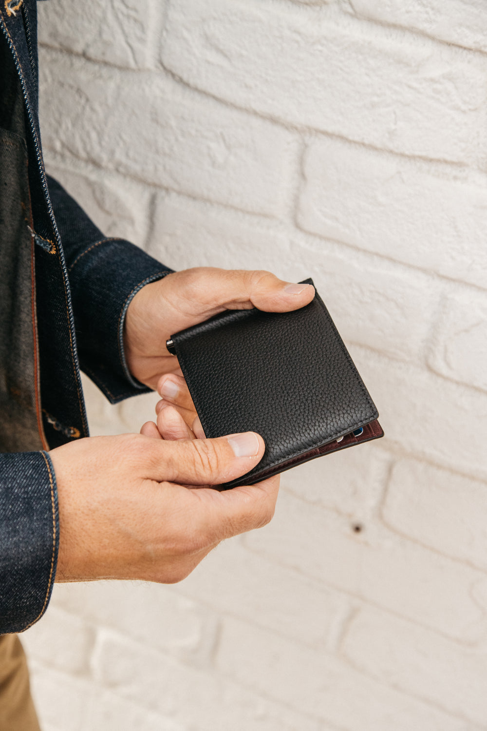 Bifold Wallet with Money Clip